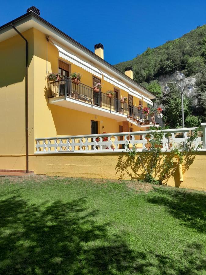 La Cannucciola Piediluco Bagian luar foto
